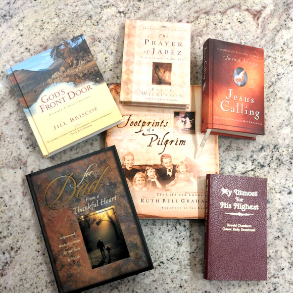 Christian Book Bundle (6): Jesus Calling, God's Front Door, Footprints of a P... - Picture 1 of 12